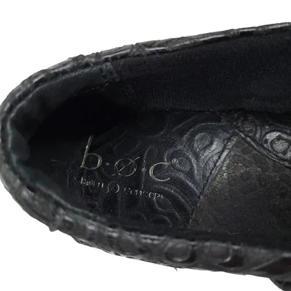 b.o.c. Born Concept Black Peggy Clogs Tooled Leather Slip On Shoes Women Size 7 - Picture 12 of 12